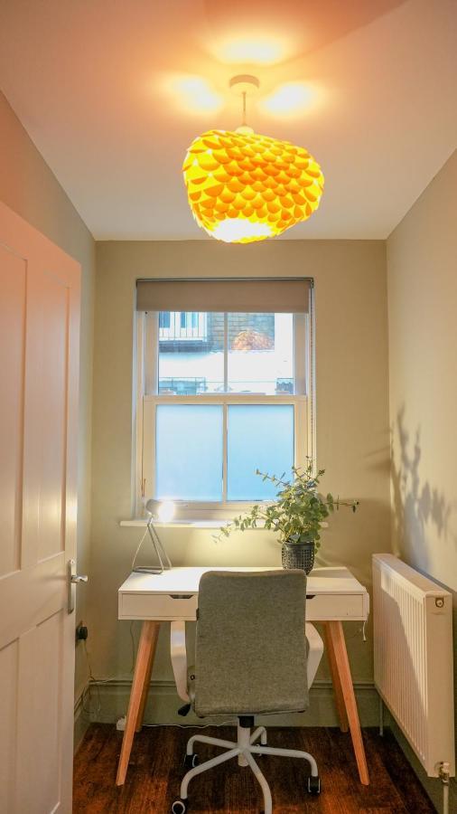 Stunning Brighton Seaside 2-Bedroom Townhouse With Patio, Sleeps 6 מראה חיצוני תמונה